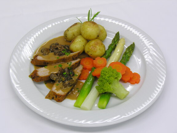 Mittagstisch im Alterszentrum Churfirsten Nesslau Mittagstisch im Alterszentrum Churfirsten Nesslau